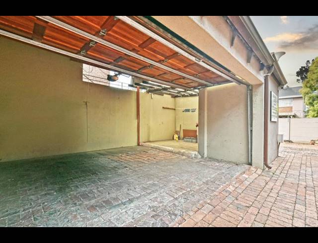 3 BEDROOM TOWNHOUSE FOR SALE IN BRACKENHURST